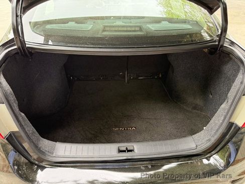 Used 2019 Nissan Sentra S image 18