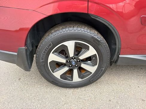 Used 2017 Subaru Forester 2.5i Premium w/ All-Weather Package AWD/4WD image 29