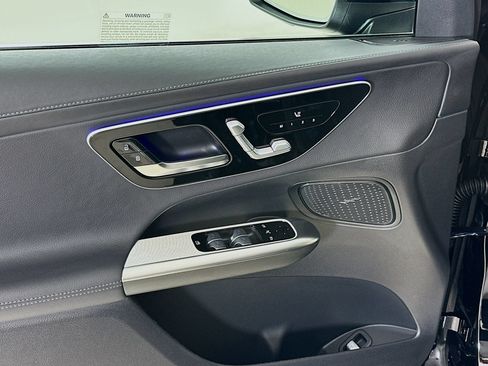 New 2026 Mercedes-Benz GLC 300 image 18