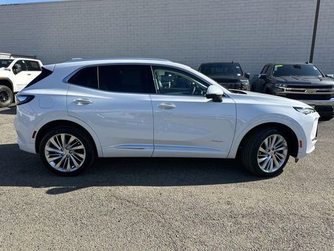 New 2026 Buick Envision Avenir image 3