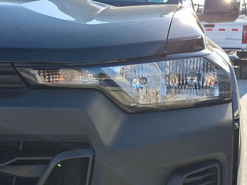 Certified 2024 Chevrolet Colorado W/T w/ Safety Package image 9