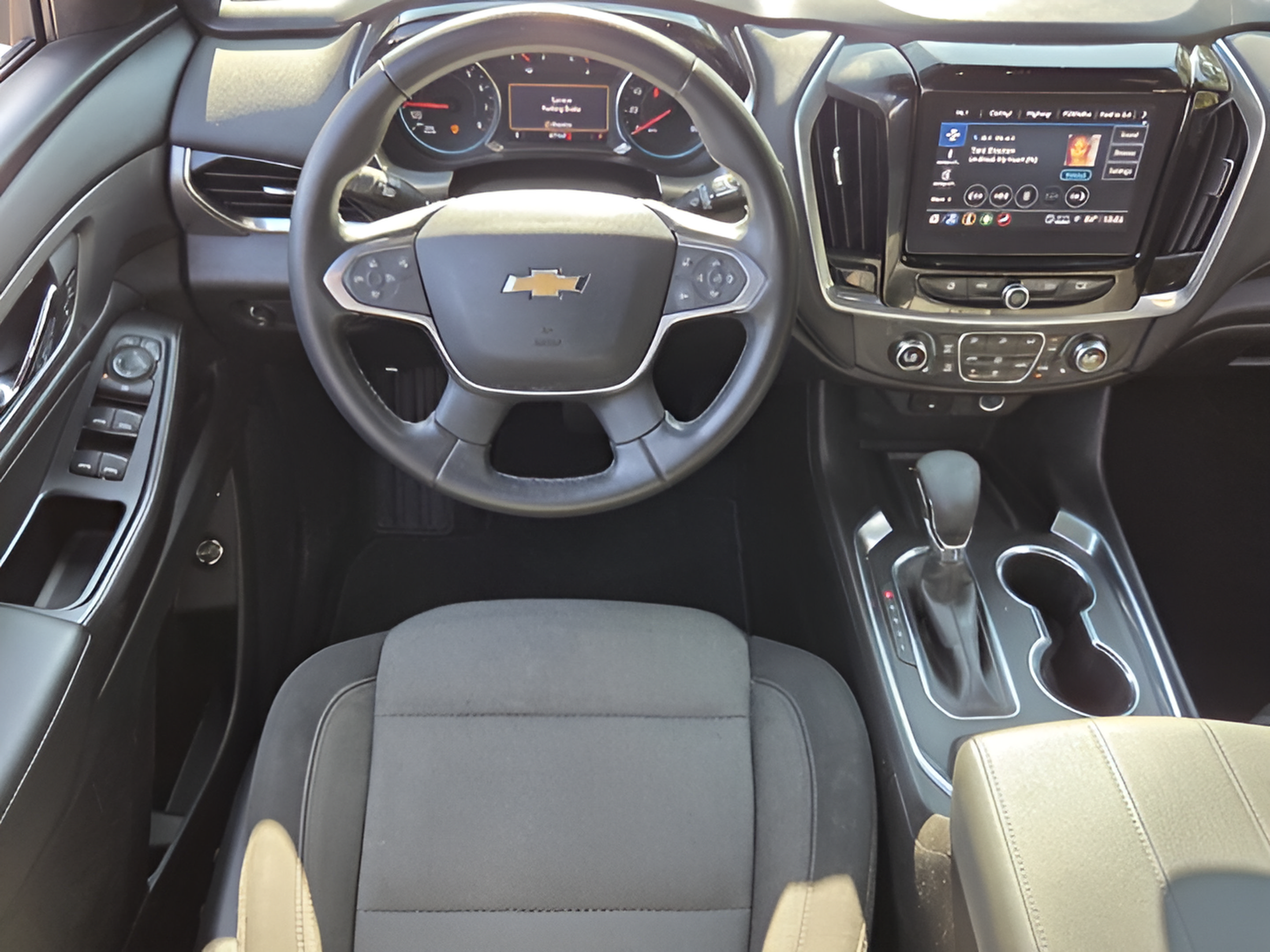 Certified 2023 Chevrolet Traverse LT FWD image 13