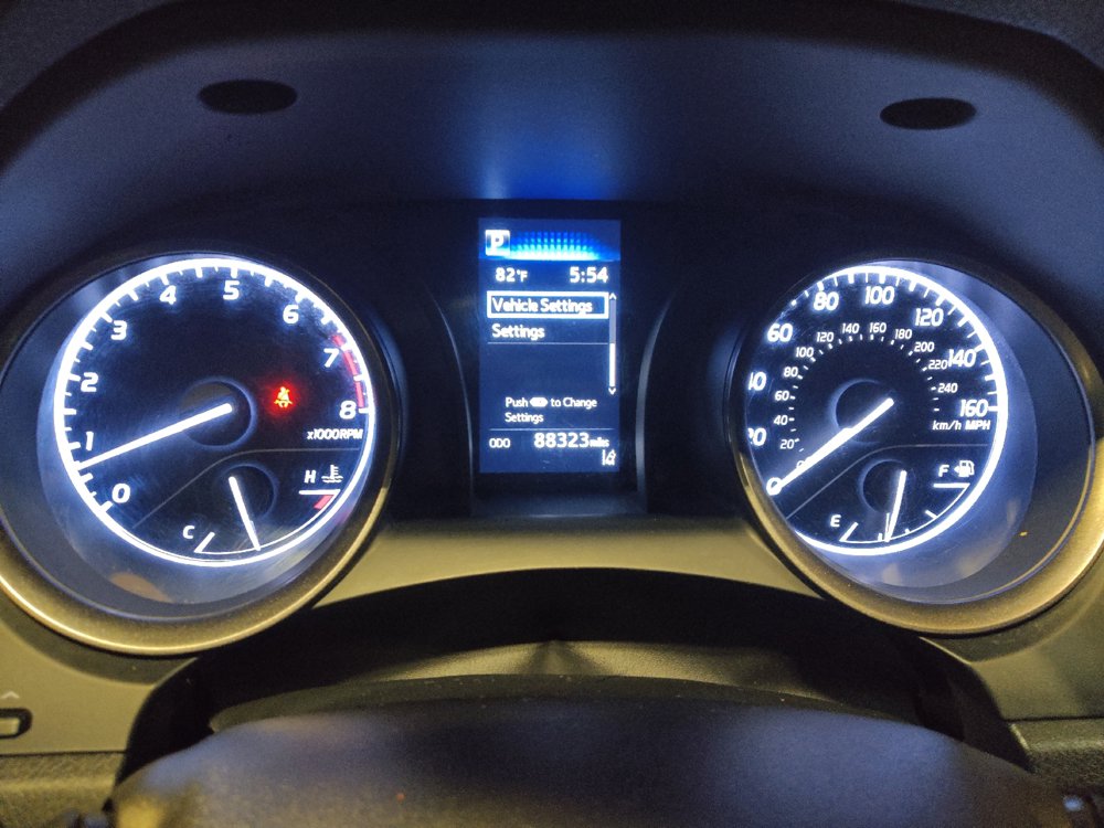 Used 2022 Toyota Camry SE FWD image 23