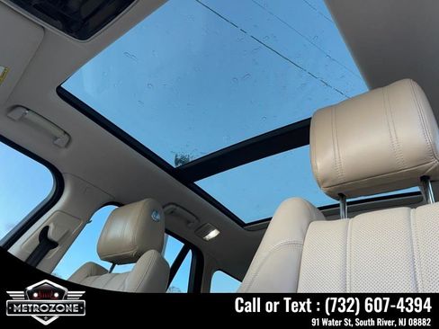 Used 2016 Land Rover Range Rover HSE image 35