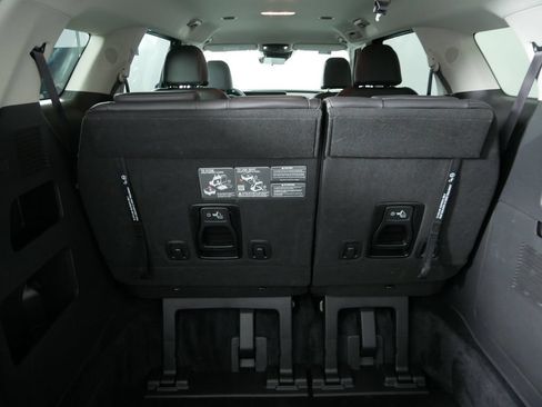 Used 2026 Kia Carnival FWD image 20