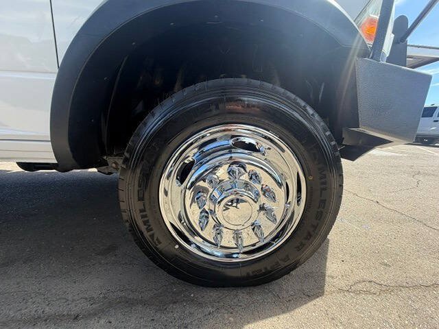 Used 2012 RAM 5500 4x4 Regular Cab w/ Ambulance Prep Group image 25