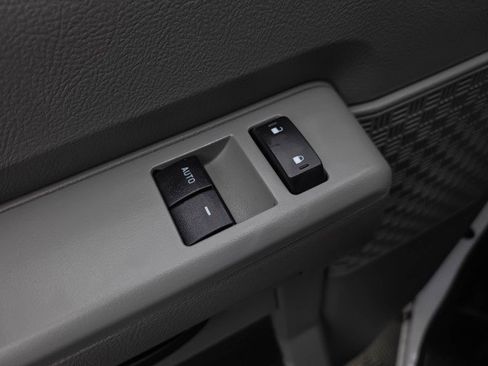 Used 2022 Ford E-350 and Econoline 350 Super Duty w/ Power Windows & Locks Group RWD image 27