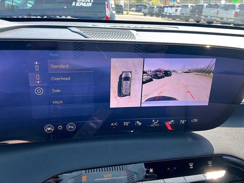 Used 2026 Buick Enclave Preferred image 21