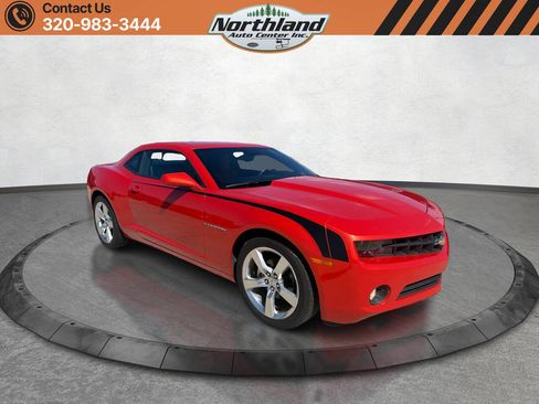 Used 2010 Chevrolet Camaro LT RWD image 3