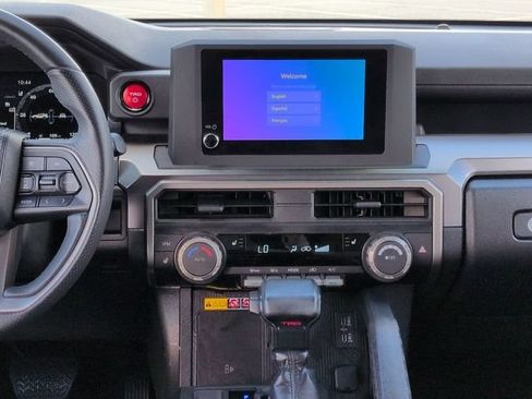 Certified 2025 Toyota 4Runner TRD Off-Road AWD/4WD image 18