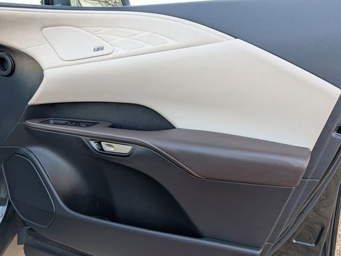 Used 2024 Lexus RX 350 350h Luxury w/ Convenience Package image 36