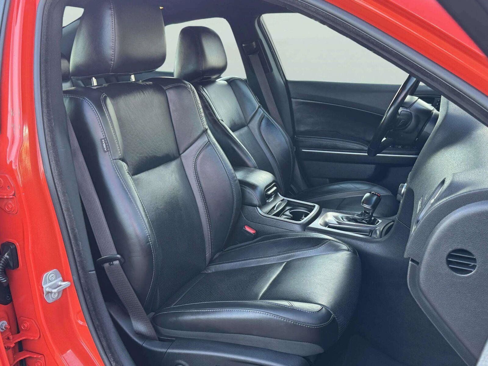 Used 2021 Dodge Charger SXT w/ Leather Interior Group RWD image 42
