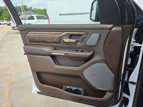 Used 2026 RAM 1500 Limited w/ Off Road Group AWD/4WD image 11