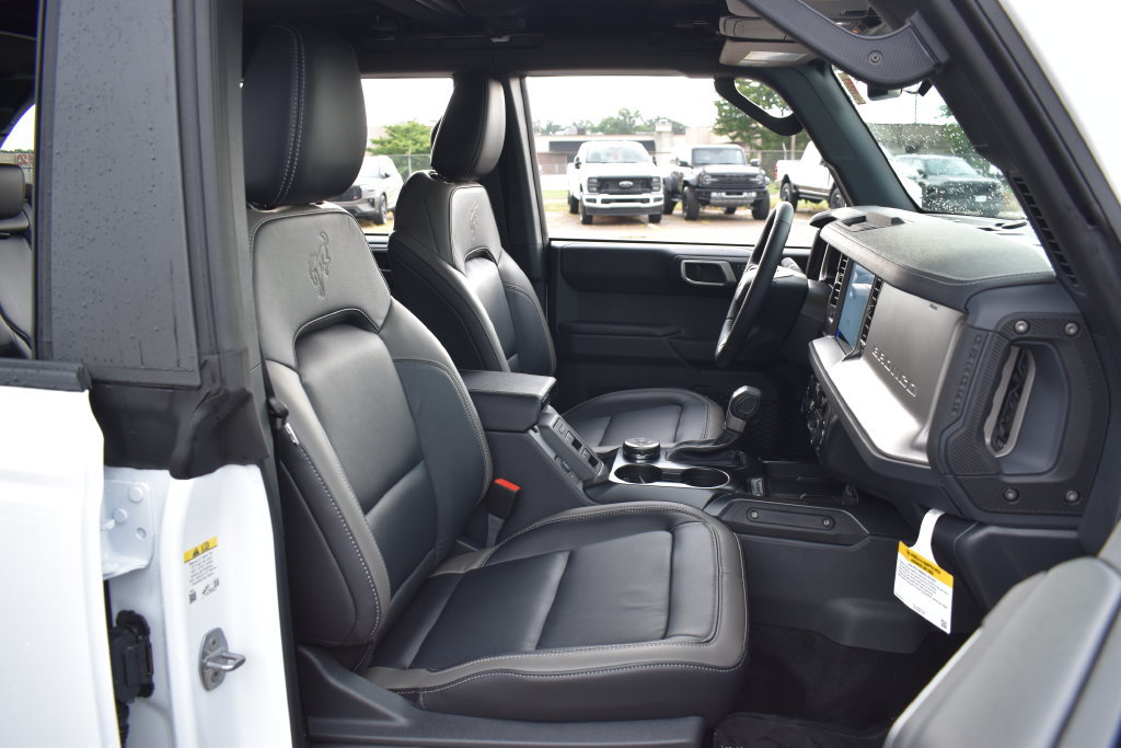 New 2026 Ford Bronco Outer Banks AWD/4WD image 30