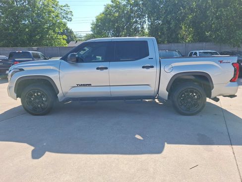 Used 2023 Toyota Tundra SR5 AWD/4WD image 3
