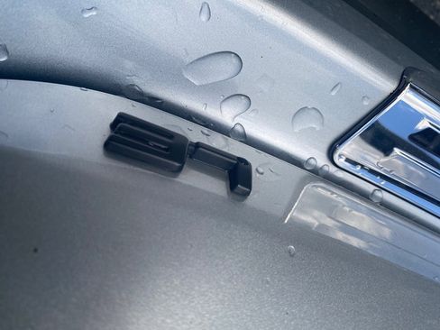 Used 2023 Toyota Highlander LE image 53