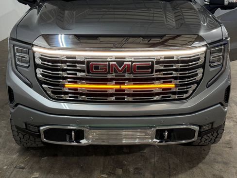 Used 2025 GMC Sierra 1500 Denali AWD/4WD image 36