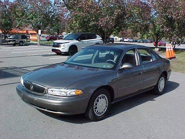 Used 2004 Buick Century Custom FWD image 2