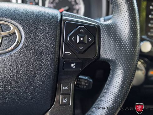 Used 2021 Toyota 4Runner Venture w/ Moonroof Package AWD/4WD image 27