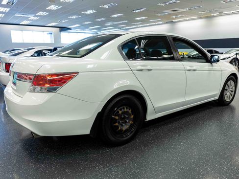 Used 2012 Honda Accord LX image 5