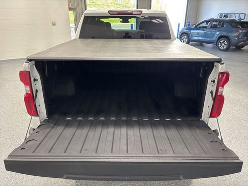 Used 2023 Chevrolet Silverado 1500 RST AWD/4WD image 31