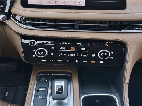 Used 2025 INFINITI QX60 Autograph w/ Cargo Package AWD/4WD image 15