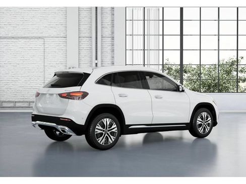 Certified 2026 Mercedes-Benz GLA 250 4MATIC image 20