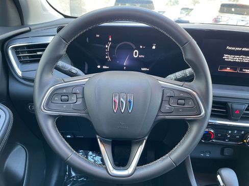 Used 2025 Buick Encore GX Preferred image 28