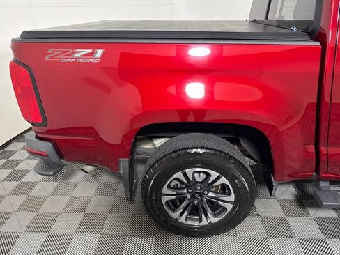 Used 2021 Chevrolet Colorado Z71 w/ Safety Package AWD/4WD image 19