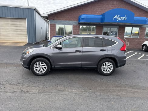 Used 2016 Honda CR-V EX image 3