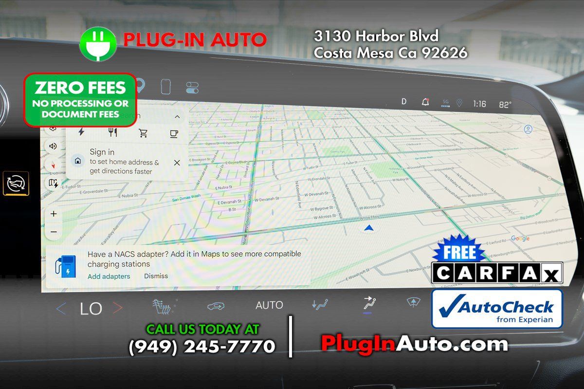 Used 2024 Chevrolet Equinox EV RS FWD image 32