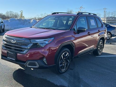 Certified 2025 Subaru Forester Limited image 3