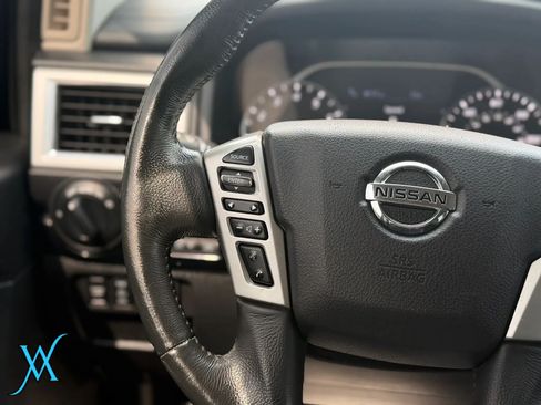 Used 2021 Nissan Titan SV w/ SV Convenience Package AWD/4WD image 31