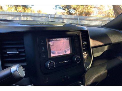 Used 2021 RAM 2500 Big Horn image 23