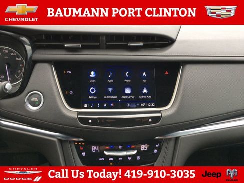 Used 2025 Cadillac XT5 Premium Luxury AWD/4WD image 22