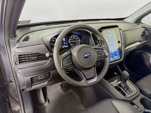 Used 2025 Subaru Forester Limited AWD/4WD image 16