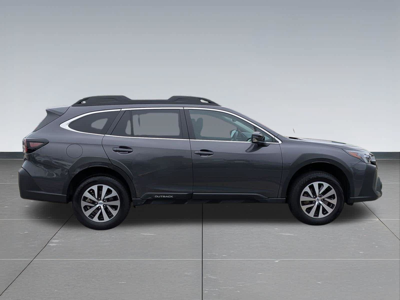 Used 2024 Subaru Outback Premium AWD/4WD image 7