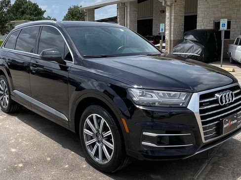 Used 2018 Audi Q7 3.0T Prestige w/ Prestige Package AWD/4WD image 2