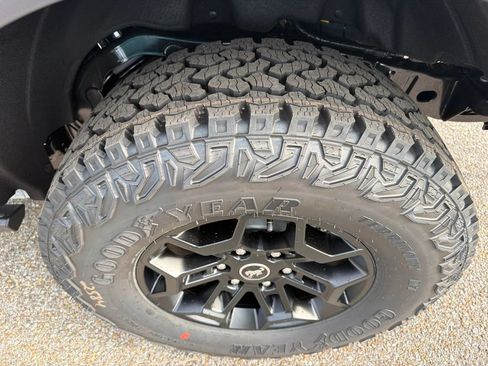 New 2026 Ford Bronco Badlands AWD/4WD image 11