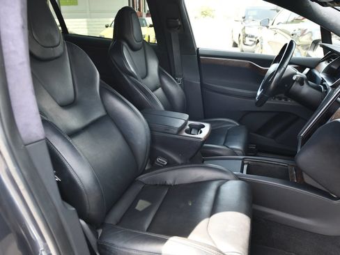 Used 2018 Tesla Model X 100D AWD/4WD image 13