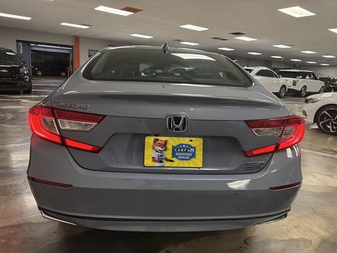Used 2021 Honda Accord Touring image 9