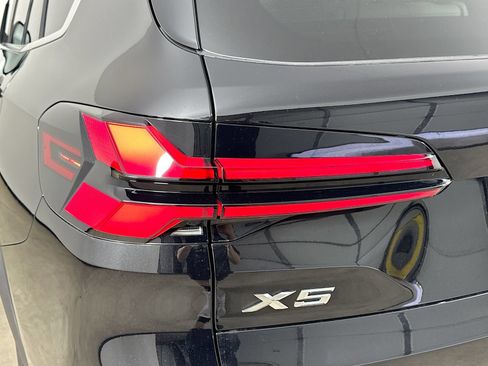 New 2026 BMW X5 xDrive40i AWD/4WD image 13