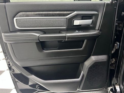 Used 2019 RAM 2500 Big Horn image 13