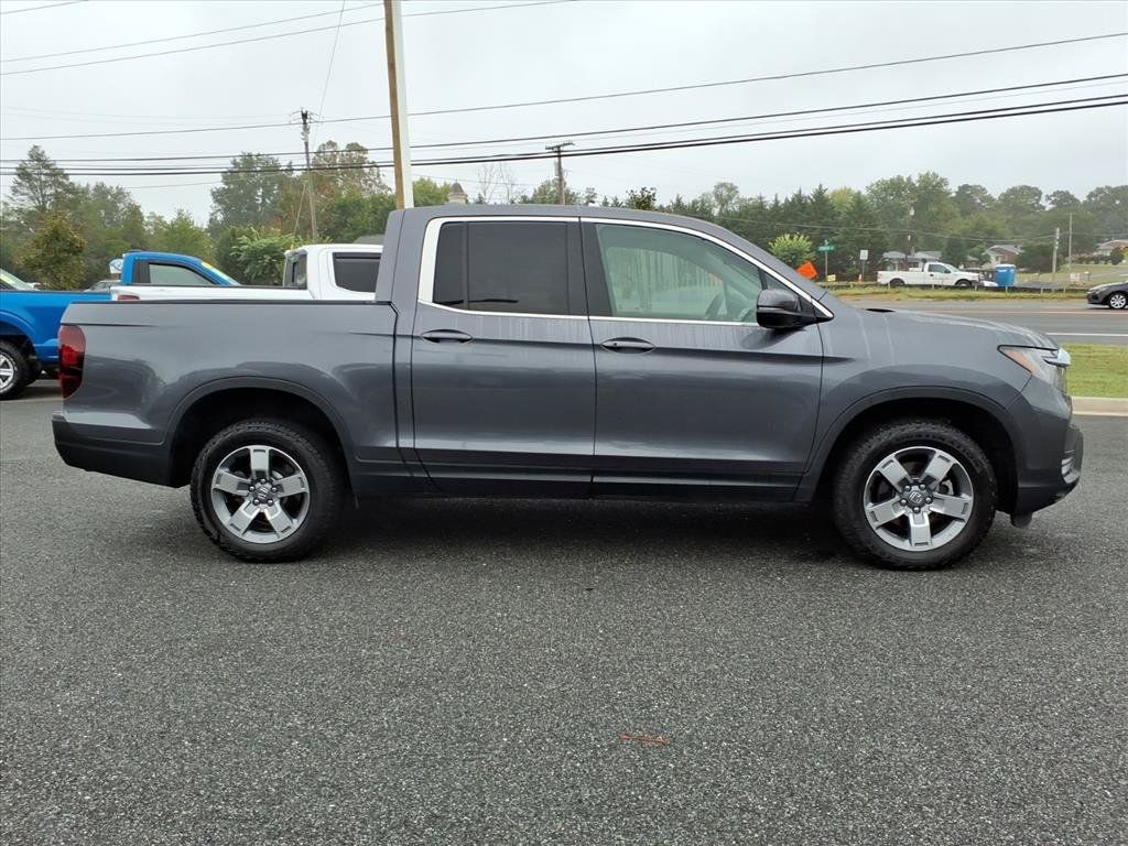 Used 2025 Honda Ridgeline RTL image 3