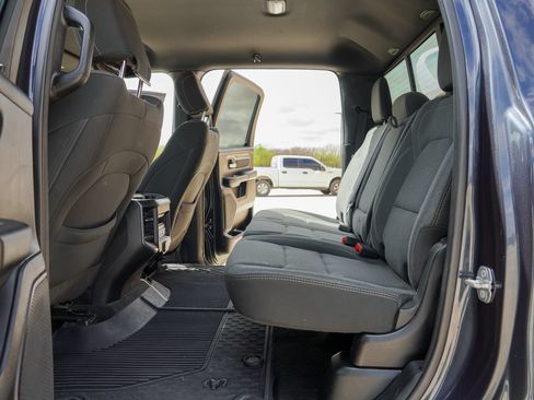 Used 2021 RAM 1500 Big Horn RWD image 9