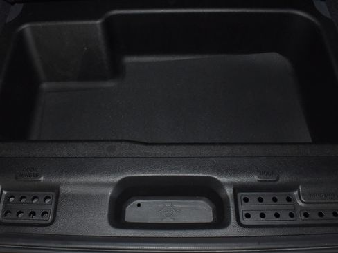Used 2021 Jeep Wrangler Unlimited Rubicon w/ Uconnect 4C Nav & Sound Group AWD/4WD image 11