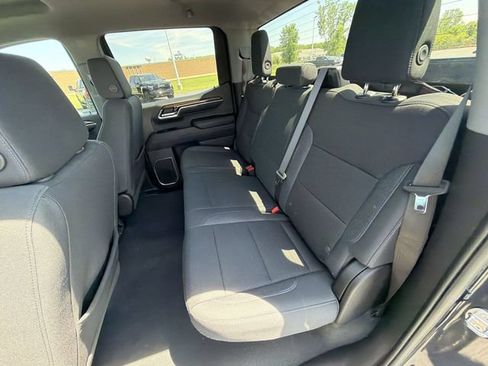 Certified 2024 Chevrolet Silverado 1500 LT AWD/4WD image 26
