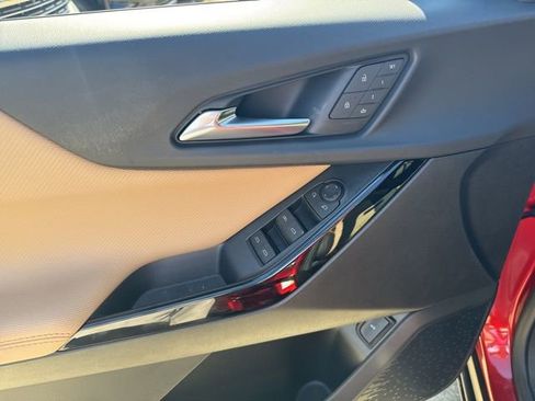 New 2025 Chevrolet Equinox ACTIV w/ Safety and Technology Package image 13