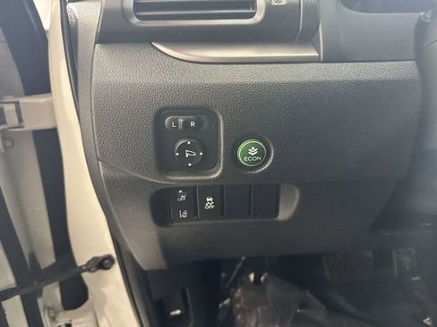 Used 2022 Honda Pilot Sport image 13