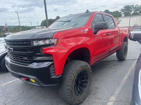 Used 2019 Chevrolet Silverado 1500 LT Trail Boss AWD/4WD image 2